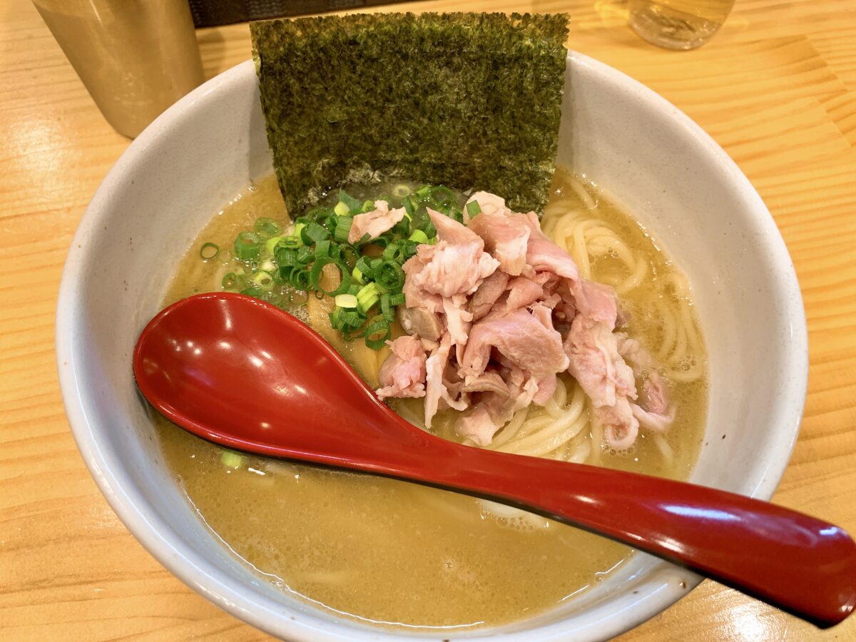 ラーメン 東京]ホルモンらーめん 8910 白寿赤坂店のホルモンラーメンDEATH